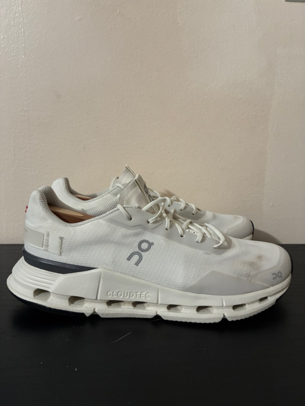 Men's On Cloudnova Form sneakers in a white colorway size 9